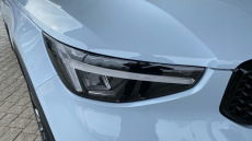 Volvo XC40 2.0 B4P Plus Dark 5dr Auto Petrol Estate